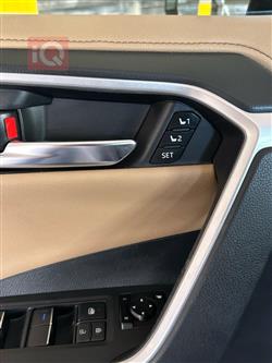 تۆیۆتا ڕاڤ 4